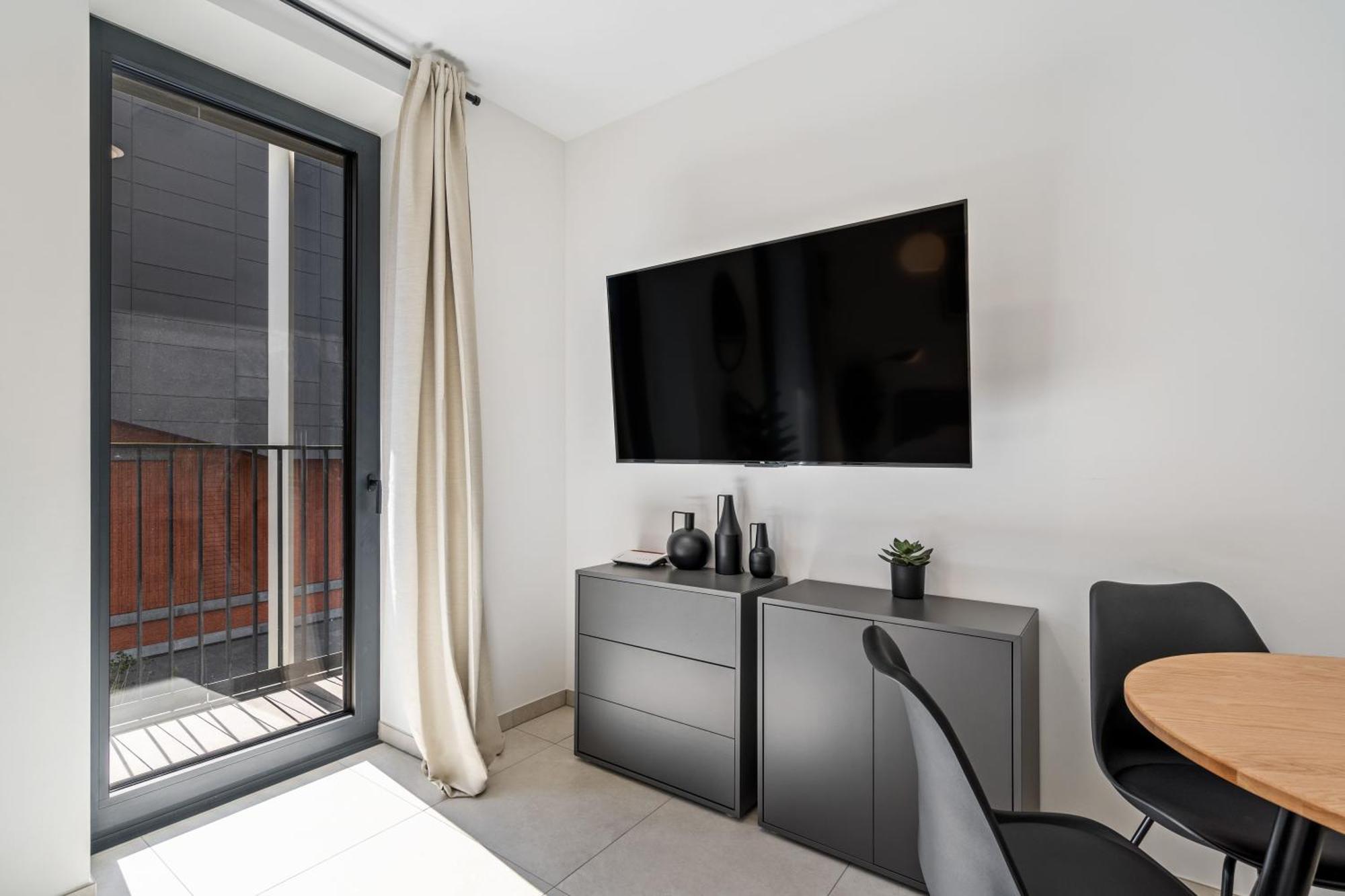 Classy Studio Next To Belval Shopping Plaza Esch-sur-Alzette Exterior photo